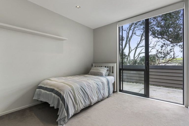 Photo of property in 4 Ronaki Road, Mission Bay, Auckland, 1071