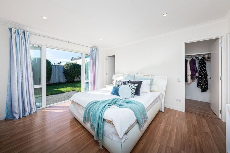 Photo of property in 57 Westpark Drive, Burnside, Christchurch, 8053