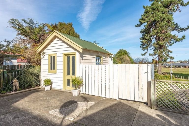 Photo of property in 25 Milne Street, Marton, 4710