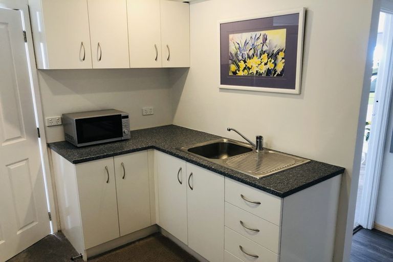 Photo of property in 591 Whangaparaoa Road, Stanmore Bay, Whangaparaoa, 0932