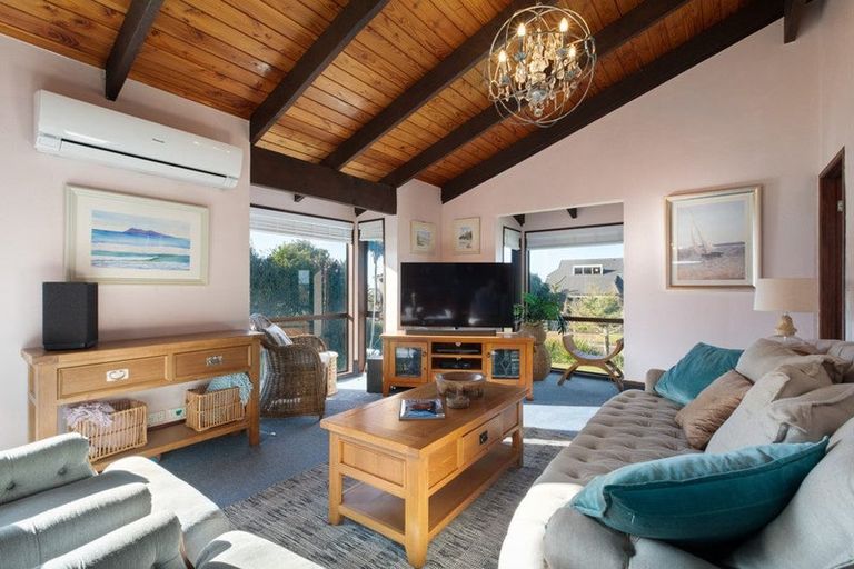 Photo of property in 15a Mayor View Terrace, Waihi Beach, 3611