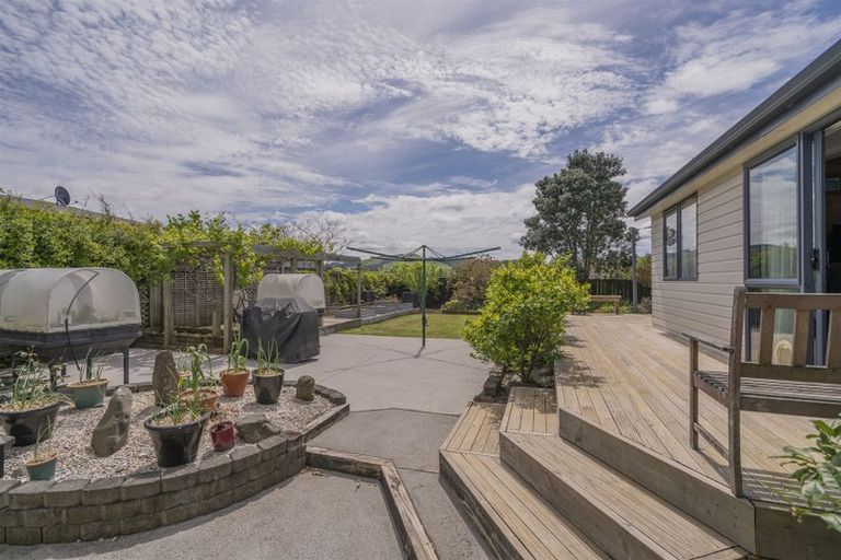 Photo of property in 24 Meadow Drive, Whitianga, 3510