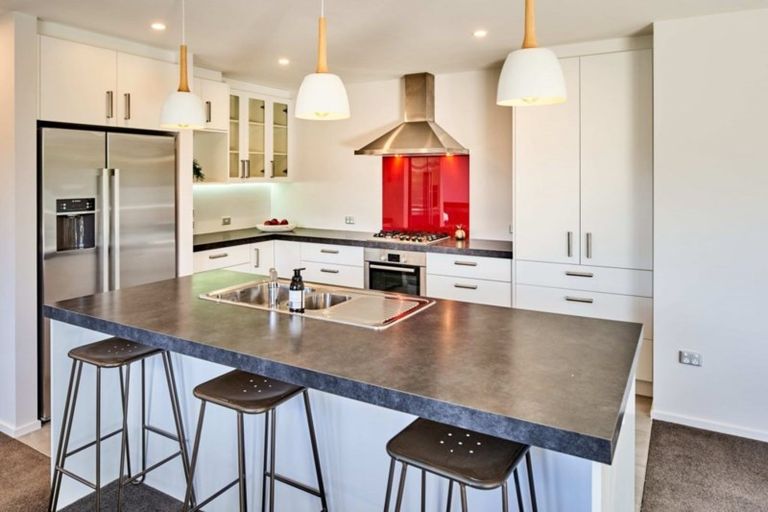 Photo of property in 114 Endeavour Drive, Whitby, Porirua, 5024