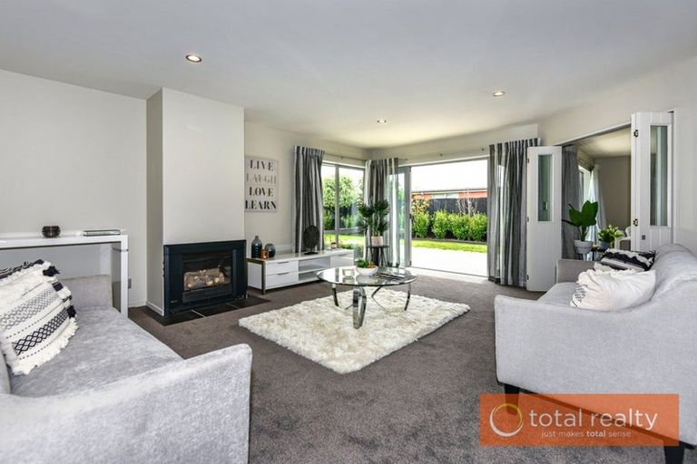 Photo of property in 5 Marcella Gardens, Aidanfield, Christchurch, 8025