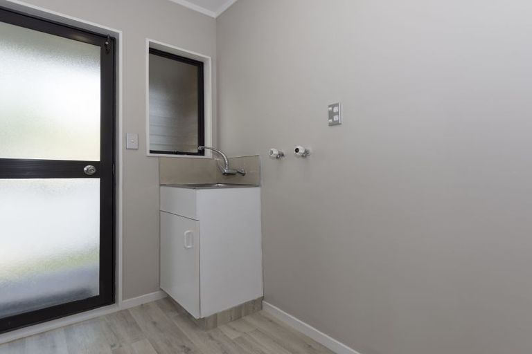 Photo of property in 2/88 Ohauiti Road, Hairini, Tauranga, 3112