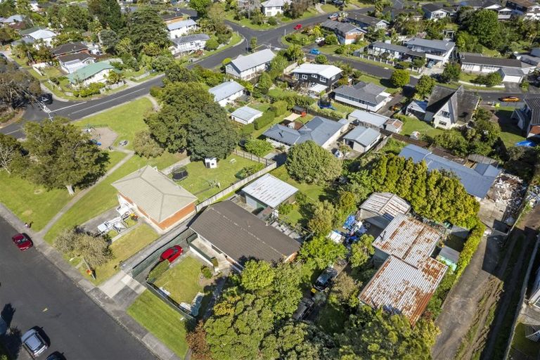 Photo of property in 61 Patons Road, Howick, Auckland, 2014