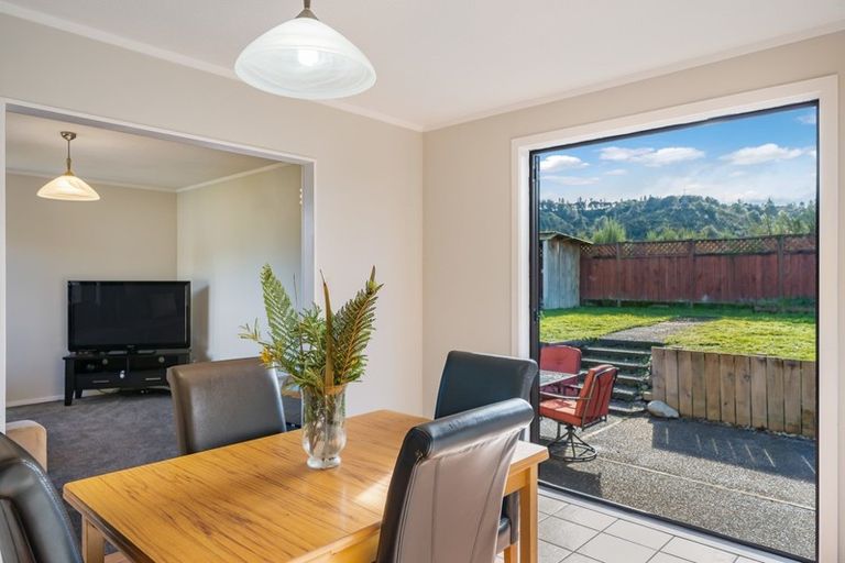 Photo of property in 11 Topaz Street, Birchville, Upper Hutt, 5018