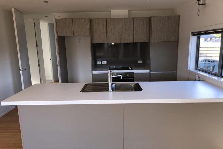 Photo of property in 11 Otonga Heights, Maungaraki, Lower Hutt, 5010