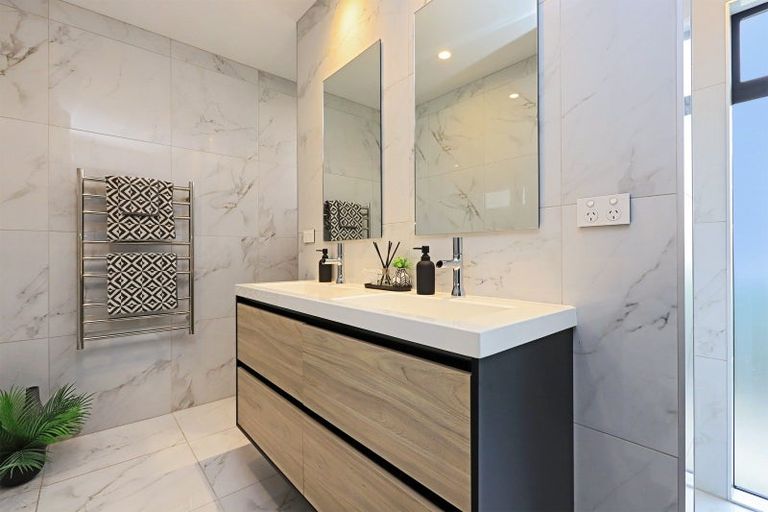 Photo of property in 7a Meeanee Quay, Westshore, Napier, 4110