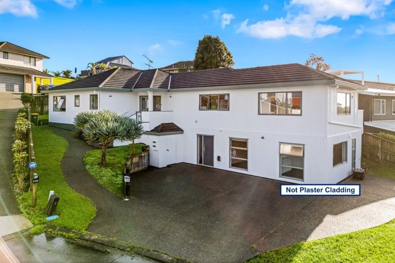 Photo of property in 184b Whangaparaoa Road, Red Beach, 0932