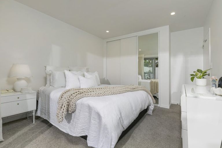 Photo of property in 8a Rarere Road, Hauraki, Auckland, 0622