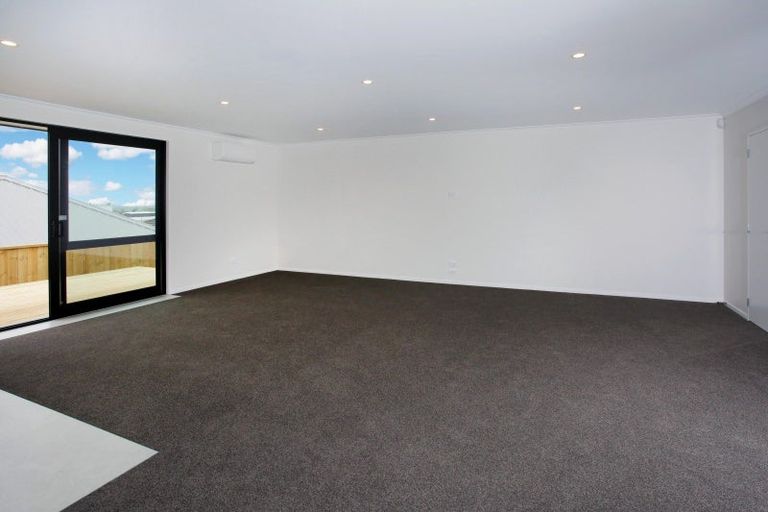 Photo of property in 12 Viv Green Place, Pokeno, 2402