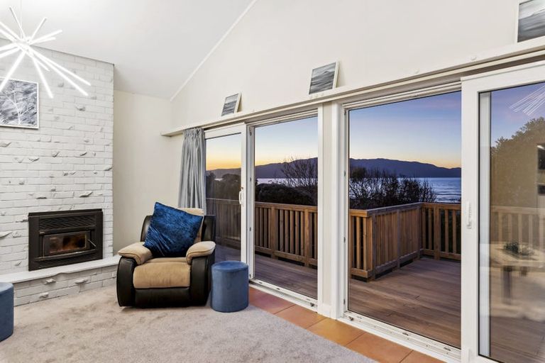 Photo of property in 7 Nuhaka Place, Paraparaumu Beach, Paraparaumu, 5032