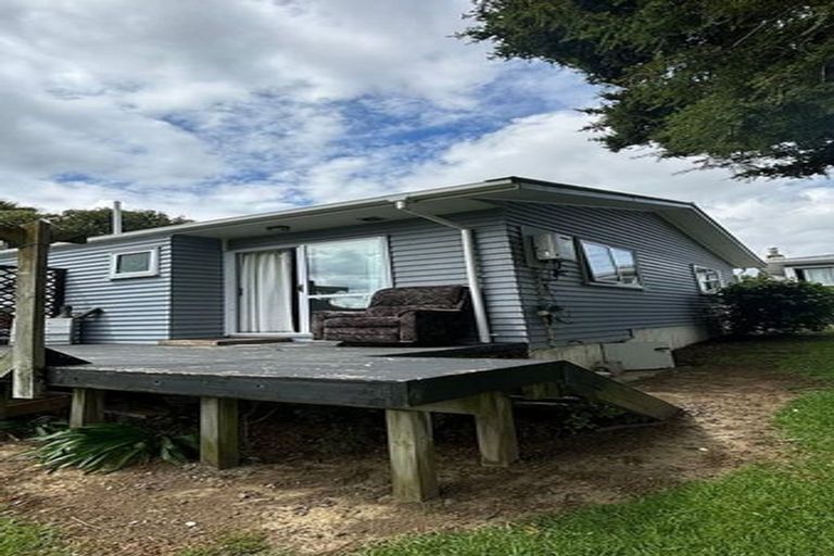 Photo of property in 40 Puriri Road, Manurewa, Auckland, 2102