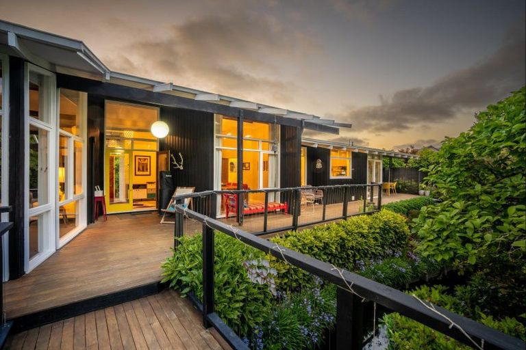 Photo of property in 31 Joyce Crescent, Ilam, Christchurch, 8041