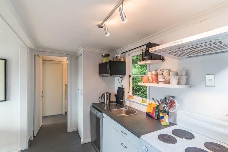 Photo of property in 92 Duncan Terrace, Kilbirnie, Wellington, 6022