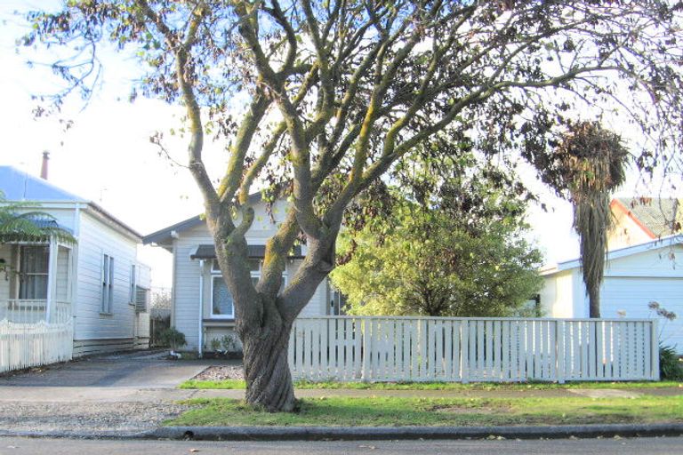 Photo of property in 143 Vigor Brown Street, Napier South, Napier, 4110