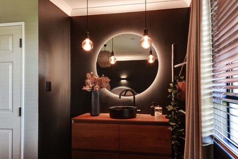 Photo of property in 122 Fitzherbert Avenue, Tawhero, Whanganui, 4501