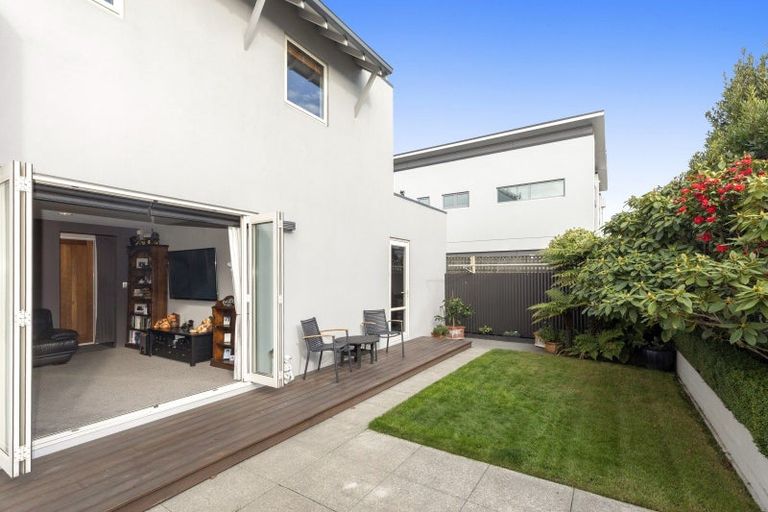 Photo of property in 28 Mayfair Street, Riccarton, Christchurch, 8011