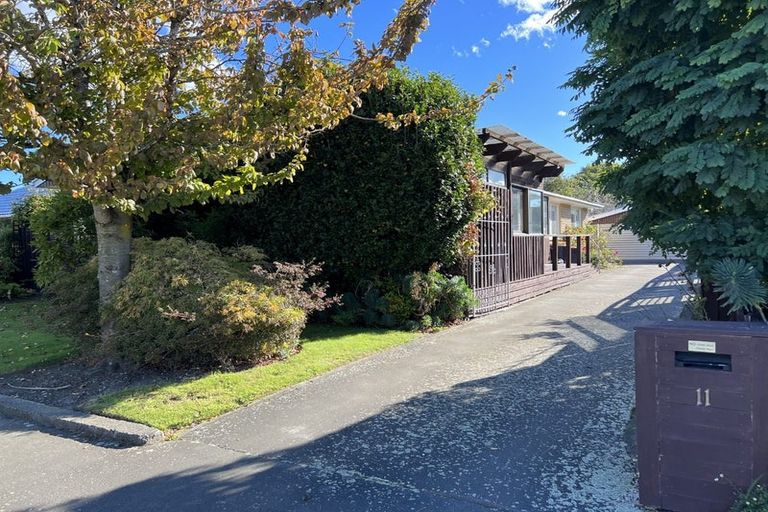 Photo of property in 11 Dunster Street, Burnside, Christchurch, 8053