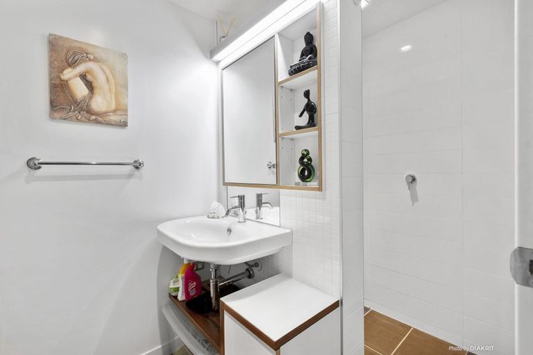 Photo of property in Piermont Apartments, 1f/82 Cable Street, Te Aro, Wellington, 6011