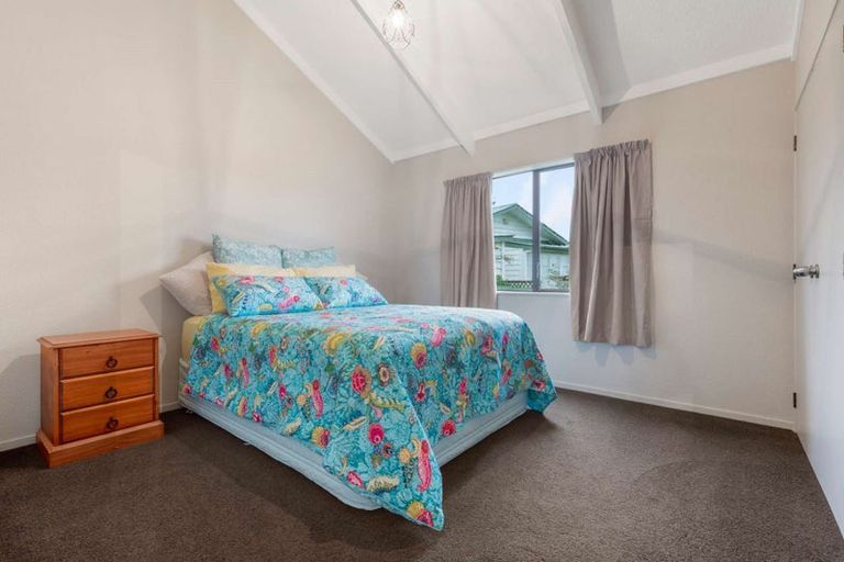 Photo of property in 327 Waihi Road, Judea, Tauranga, 3110