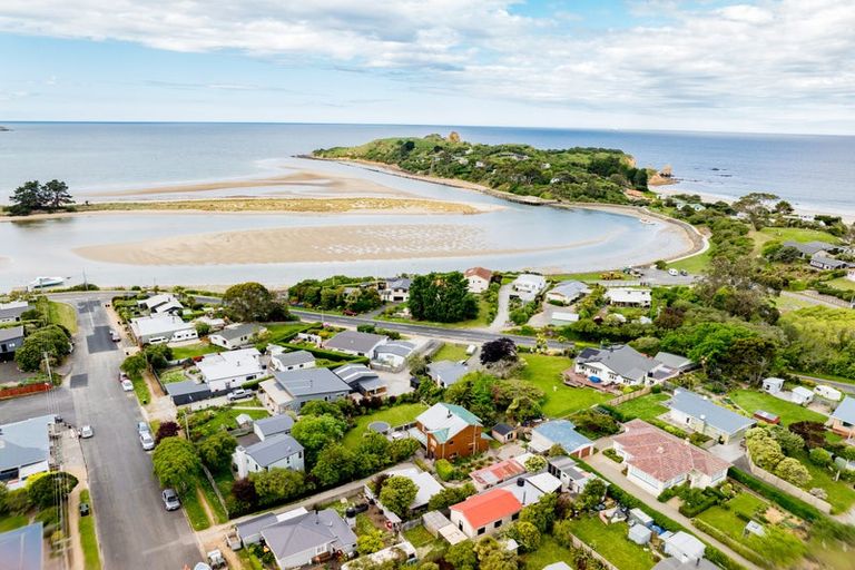 Photo of property in 11 Scarp Street, Karitane, Waikouaiti, 9471
