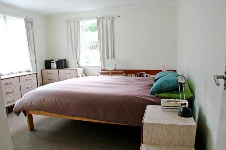 Photo of property in 54 Bird Grove, Stokes Valley, Lower Hutt, 5019