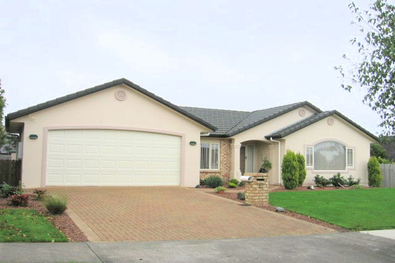 Photo of property in 54 Te Wharau Drive, Greenhithe, Auckland, 0632