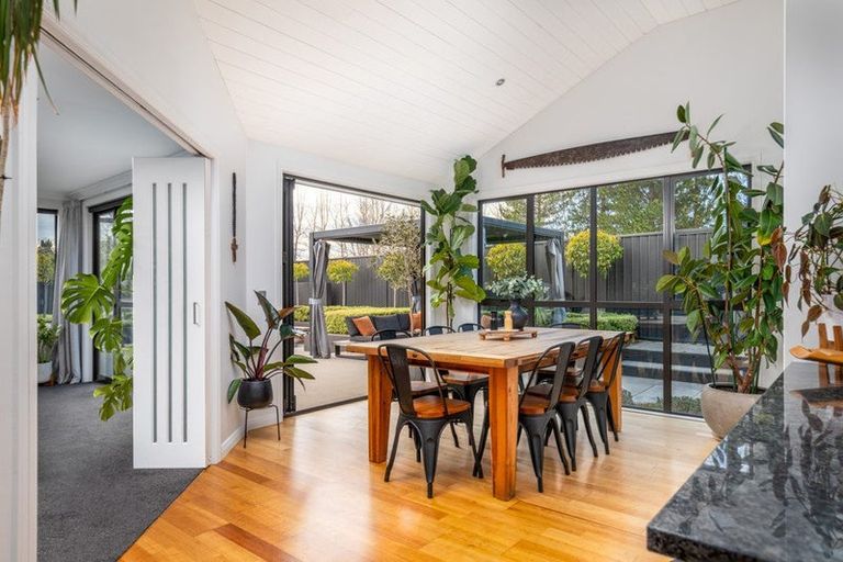 Photo of property in 8 Spruce Close, Alexandra, 9320