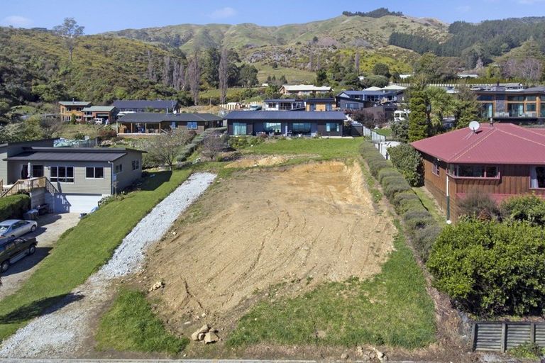 Photo of property in 8 Kowhatu Grove, Pohara, Takaka, 7183