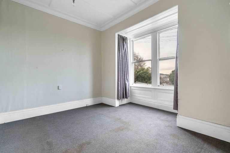 Photo of property in 16a-b Johnston Street, Gore, 9710