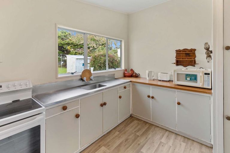 Photo of property in 30 Gloag Street, Waverley, 4510