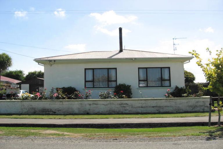 Photo of property in 7 Woodville Street, Leeston, 7632