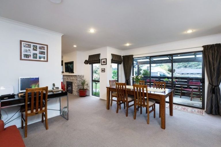 Photo of property in 20 Ainslee Street, Highlands Park, New Plymouth, 4312