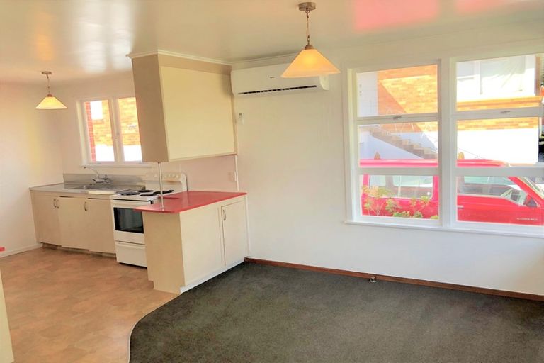 Photo of property in 30 Helena Road, Hillcrest, Hamilton, 3216