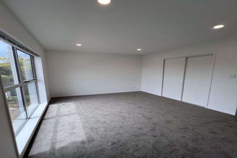 Photo of property in 9 Sheralee Place, Bucklands Beach, Auckland, 2014