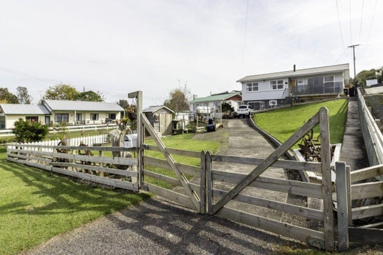 Photo of property in 10 Claremont Avenue, Paeroa, 3600