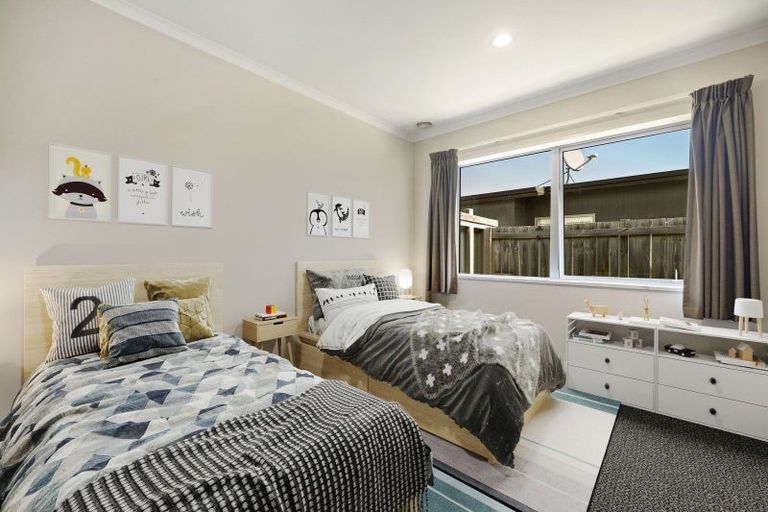 Photo of property in 29 Lochnagar Drive, Lake Hayes, Queenstown, 9304