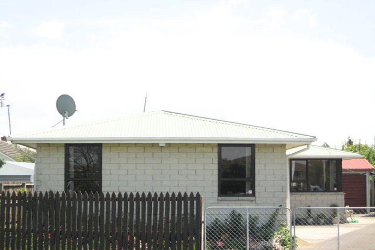 Photo of property in 9 Saint Heliers Crescent, Aranui, Christchurch, 8061