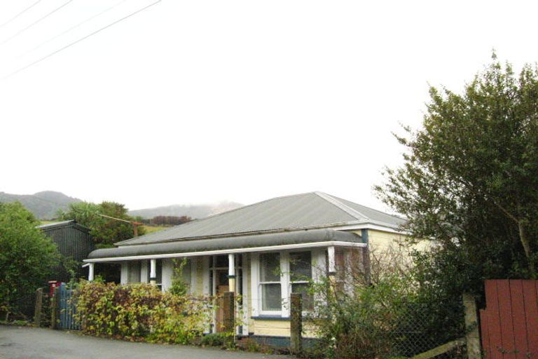 Photo of property in 40 Hall Road, Sawyers Bay, Port Chalmers, 9023