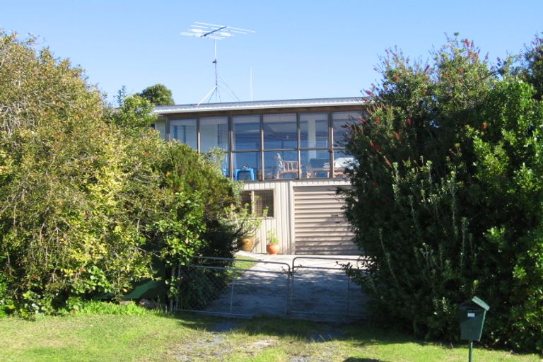 Photo of property in 25 Deerness Crescent, Algies Bay, Warkworth, 0920