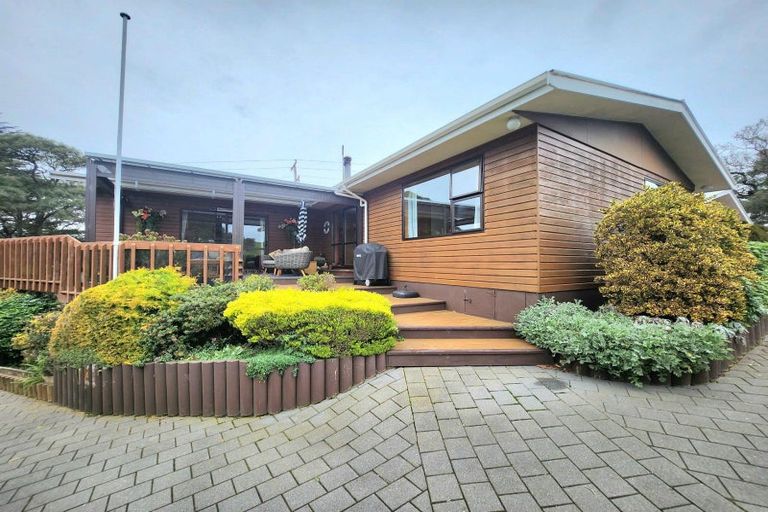 Photo of property in 16 Coronation Street, Moeraki, Palmerston, 9482