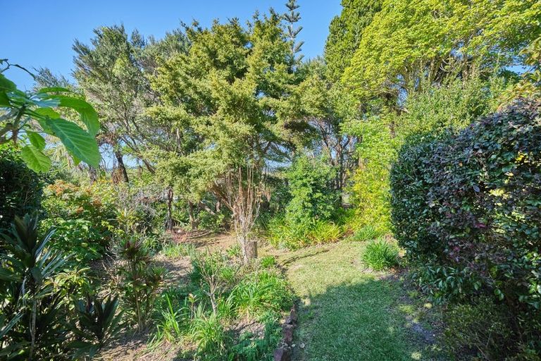 Photo of property in 71 Cable Bay Block Road, Cable Bay, 0420