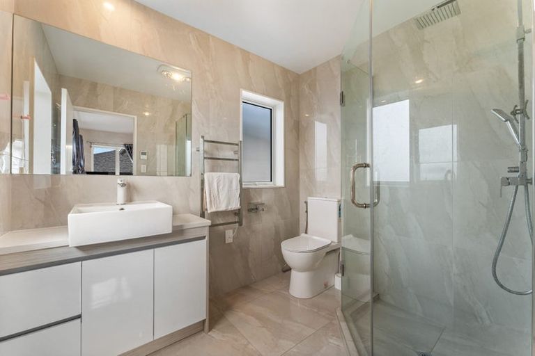 Photo of property in 42 Lime Hill Rise, Flat Bush, Auckland, 2019