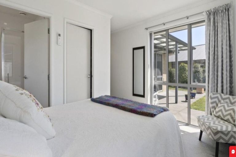 Photo of property in 56b Alberta Road, Glen Avon, New Plymouth, 4312