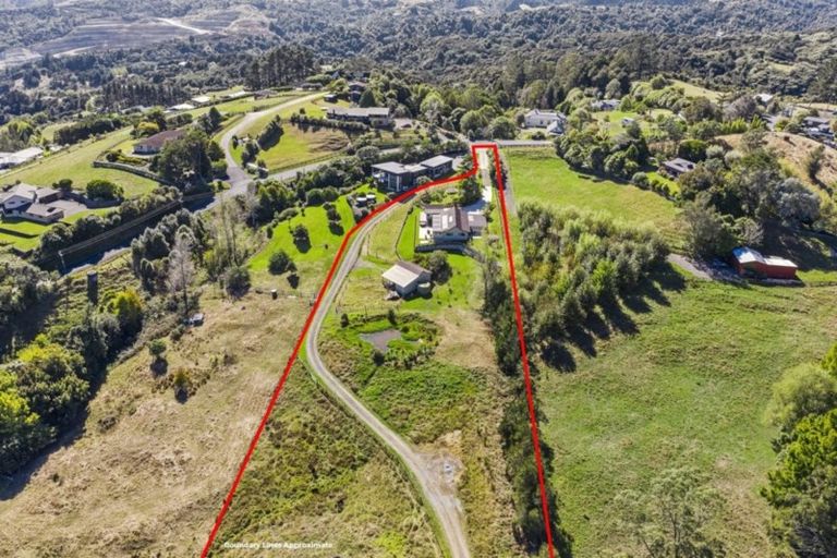 Photo of property in 717 Ponga Road, Opaheke, Papakura, 2584