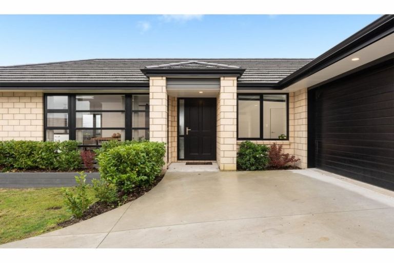 Photo of property in 11 Bernies Way, Ohauiti, Tauranga, 3112