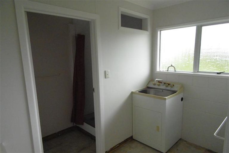 Photo of property in 10d Govett Avenue, Frankleigh Park, New Plymouth, 4310