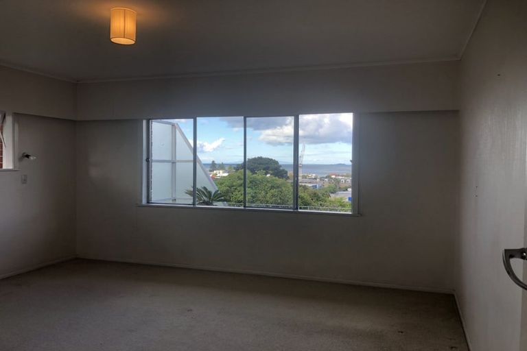 Photo of property in 6 Nigel Road, Browns Bay, Auckland, 0630